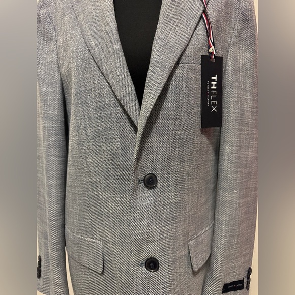 Tommy Hilfiger Gray Sport Coat with Notch Lapel - Picture 2 of 10